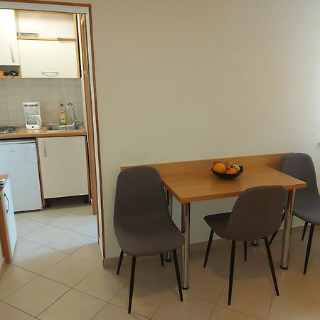 Apartmani Neva Makarska Ngoại thất bức ảnh