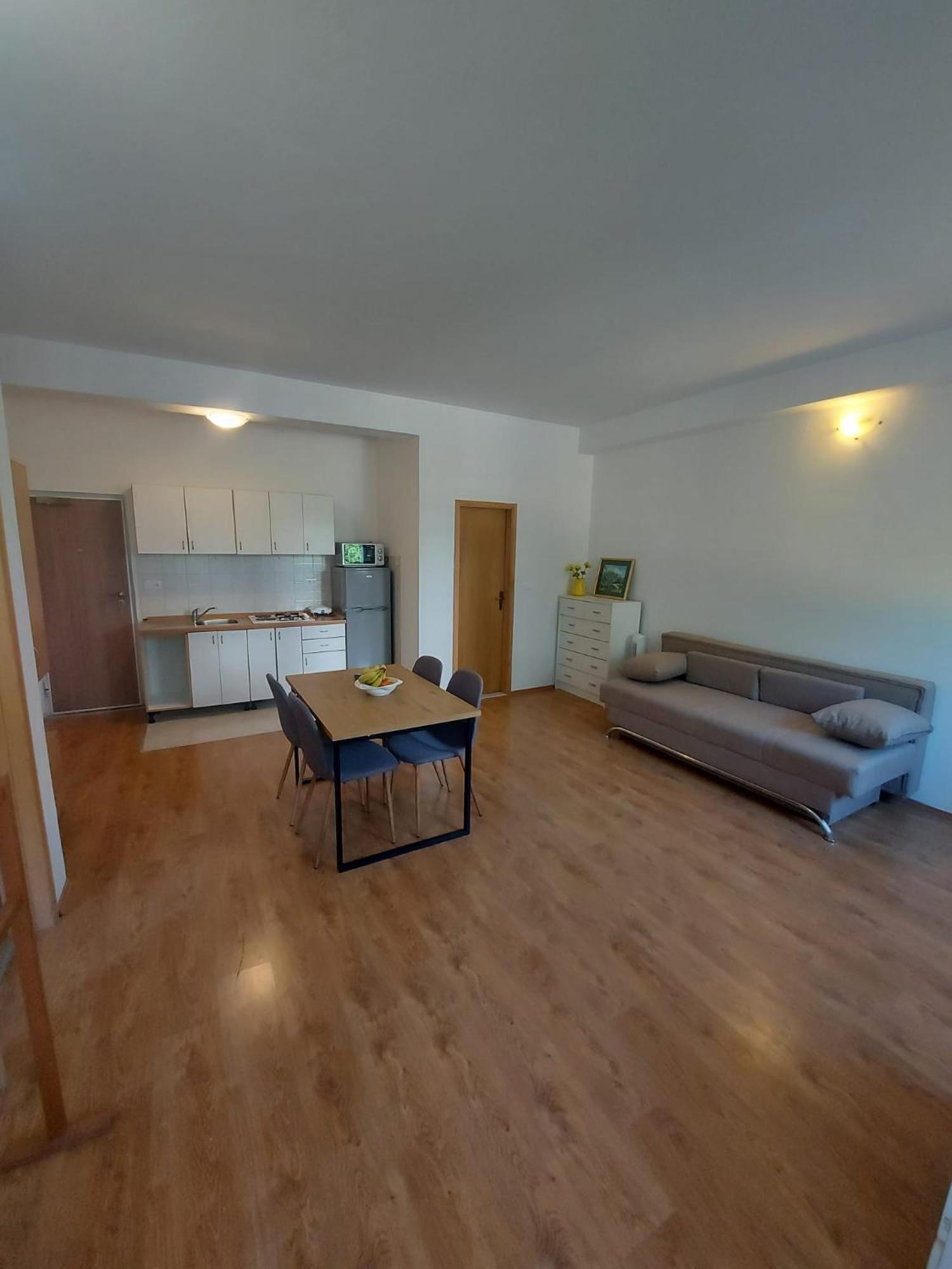 Apartmani Neva Makarska Ngoại thất bức ảnh