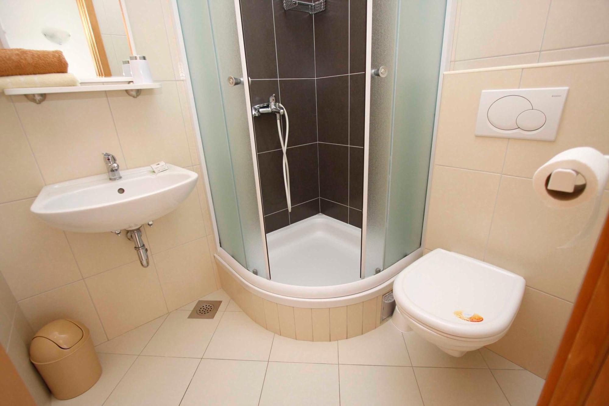 Apartmani Neva Makarska Ngoại thất bức ảnh